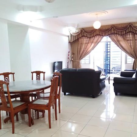 Homstay Cameron Highlands Esterno foto